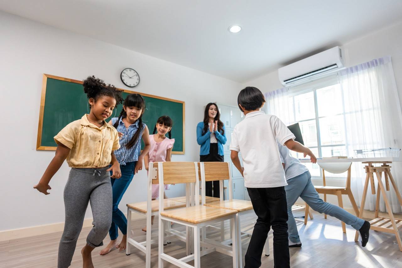 dança das cadeiras